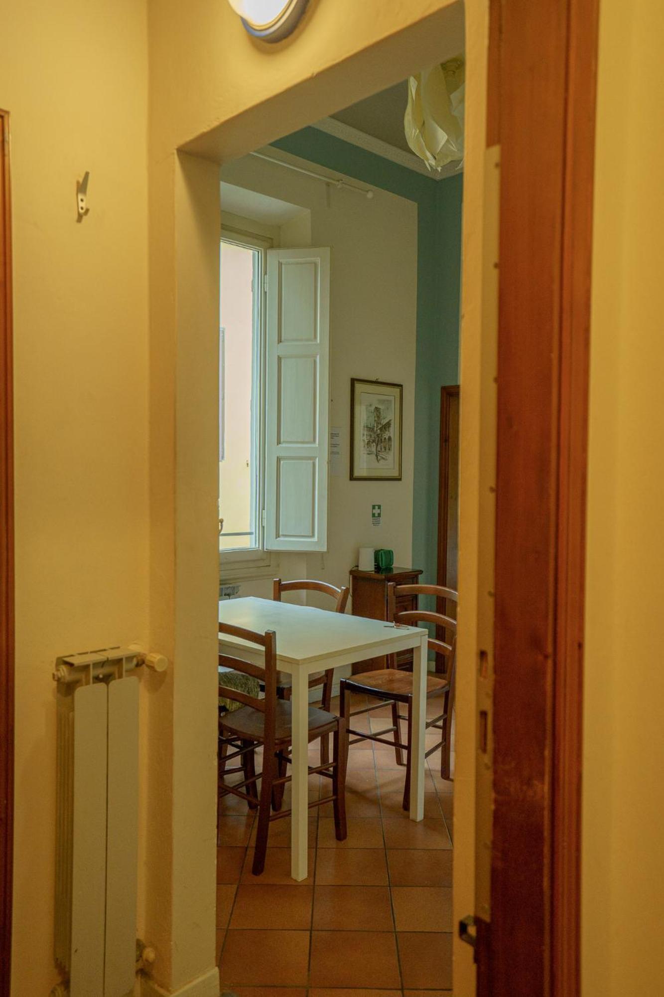 Tranquil Suite Near Museums And Train Station Florence Exterior photo