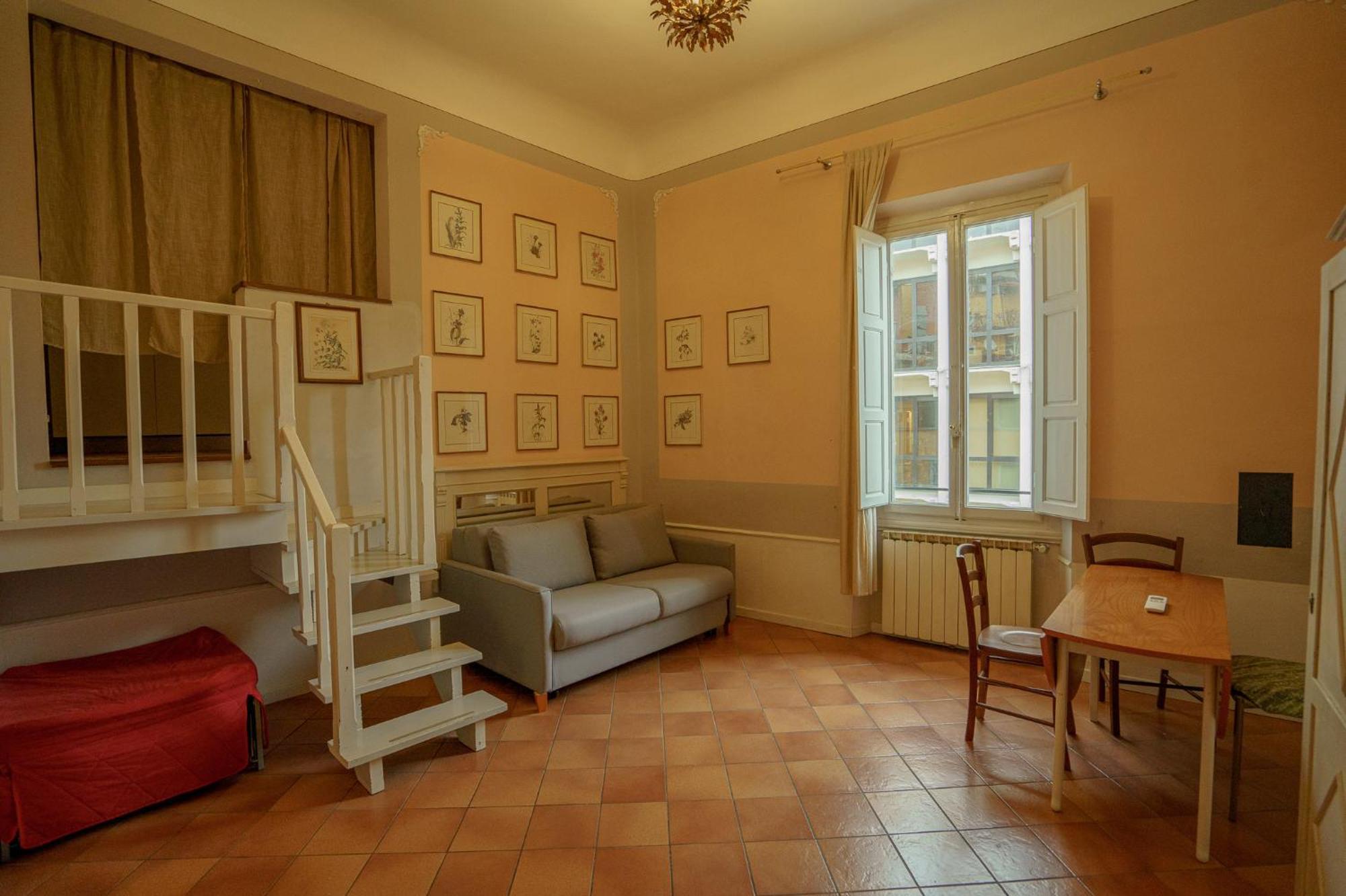 Tranquil Suite Near Museums And Train Station Florence Exterior photo